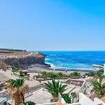 Lejlighed Stunning Flat With Wonderful Sea Views *