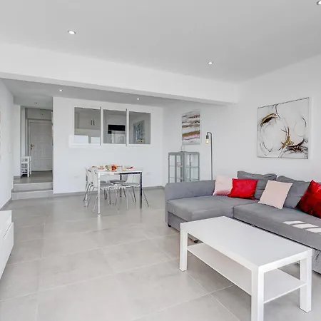 Stunning Flat With Wonderful Sea Views * Callao Salvaje