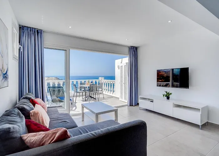 Stunning Flat With Wonderful Sea Views