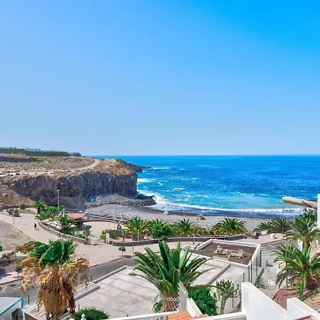 Apartman Stunning Flat With Wonderful Sea Views *