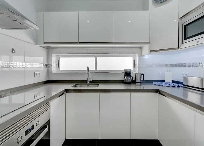 Apartament Stunning Flat With Wonderful Sea Views
